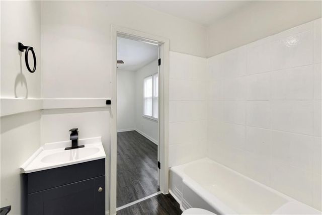 7806 E 86TH Street, Raytown, MO 64138