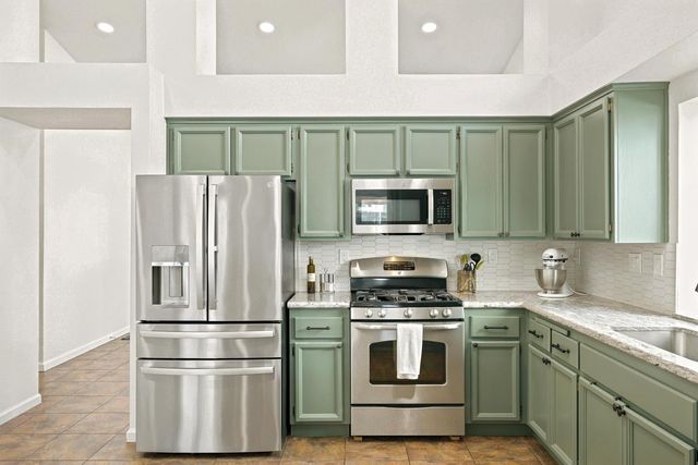 5112 Homeland Ct, Antelope, CA 95843