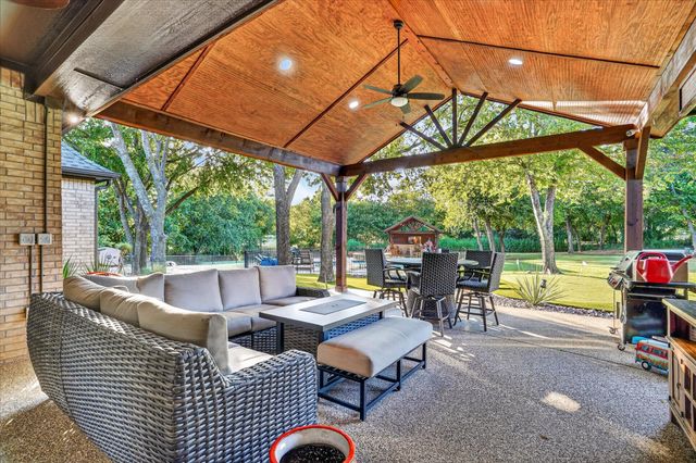 132 N Star Crossing Lane, Weatherford, TX 76088