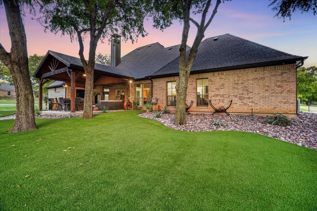 132 N Star Crossing Lane, Weatherford, TX 76088