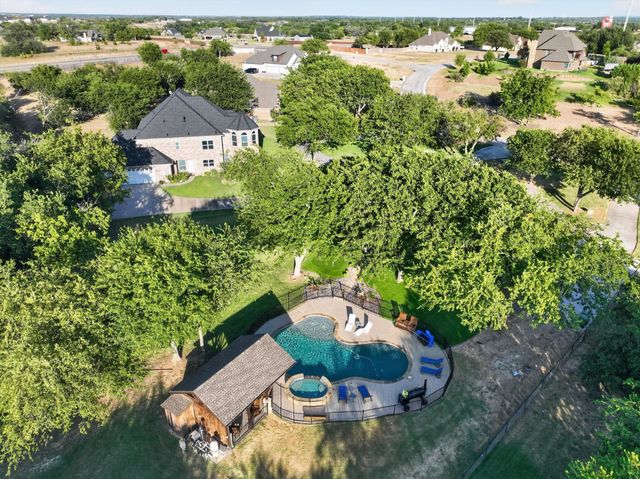 132 N Star Crossing Lane, Weatherford, TX 76088
