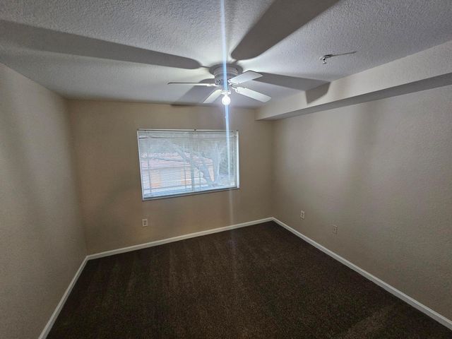 191 SW Palm Dr Apt 201, Port St Lucie, FL 34986