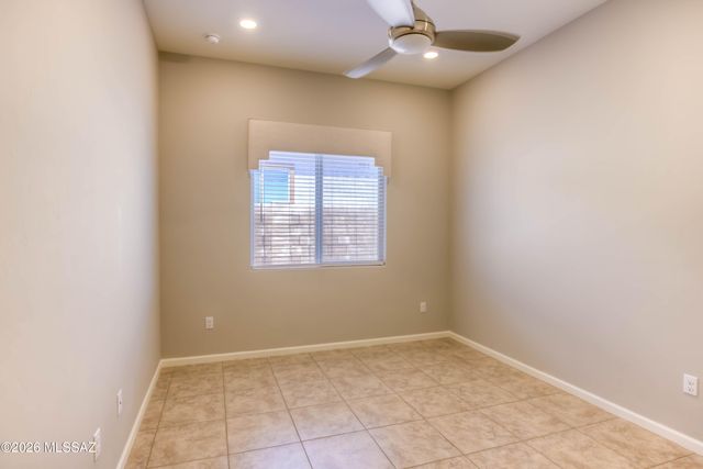 8461 N Gallant Fox Drive, Tucson, AZ 85704