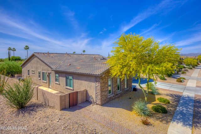 8461 N Gallant Fox Drive, Tucson, AZ 85704