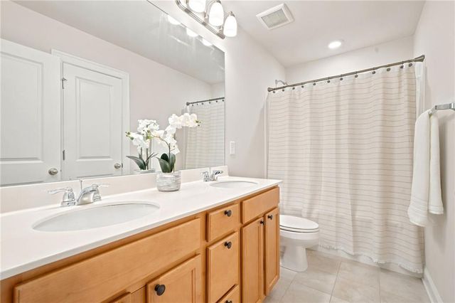 823 Altamaha Trail, Woodstock, GA 30188