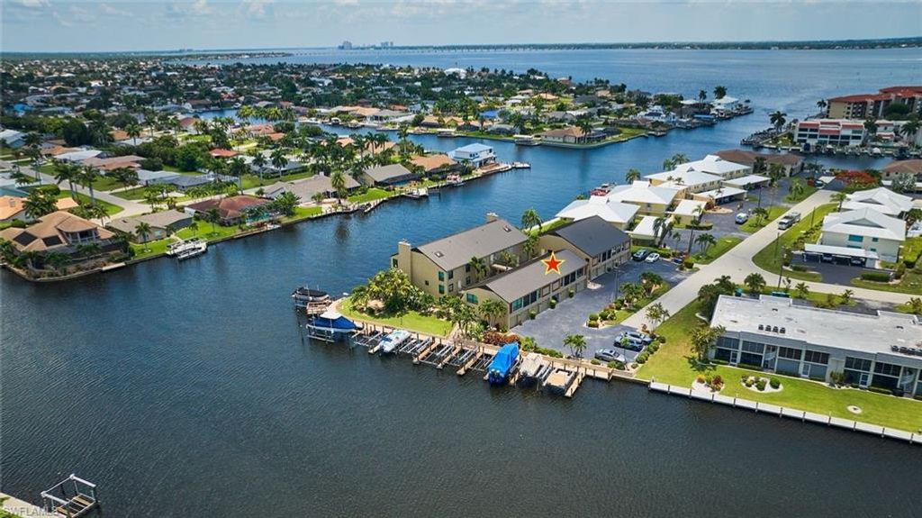 1905 SE 40th TER 102, CAPE CORAL, FL 33904 — exterior
