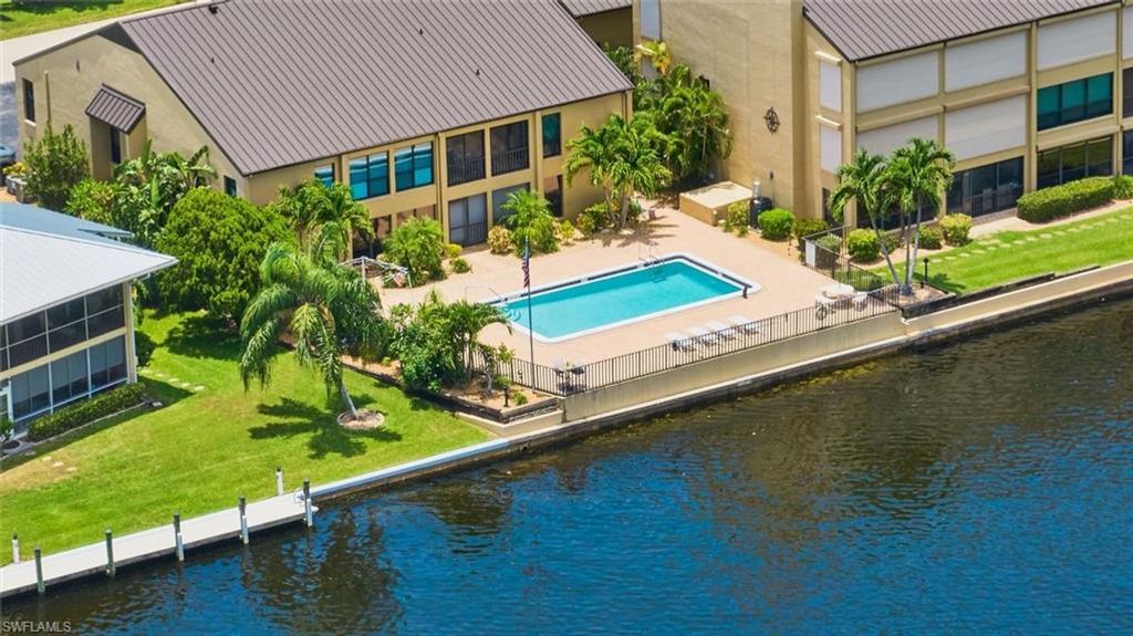 1905 SE 40th TER 102, CAPE CORAL, FL 33904 — photo 2
