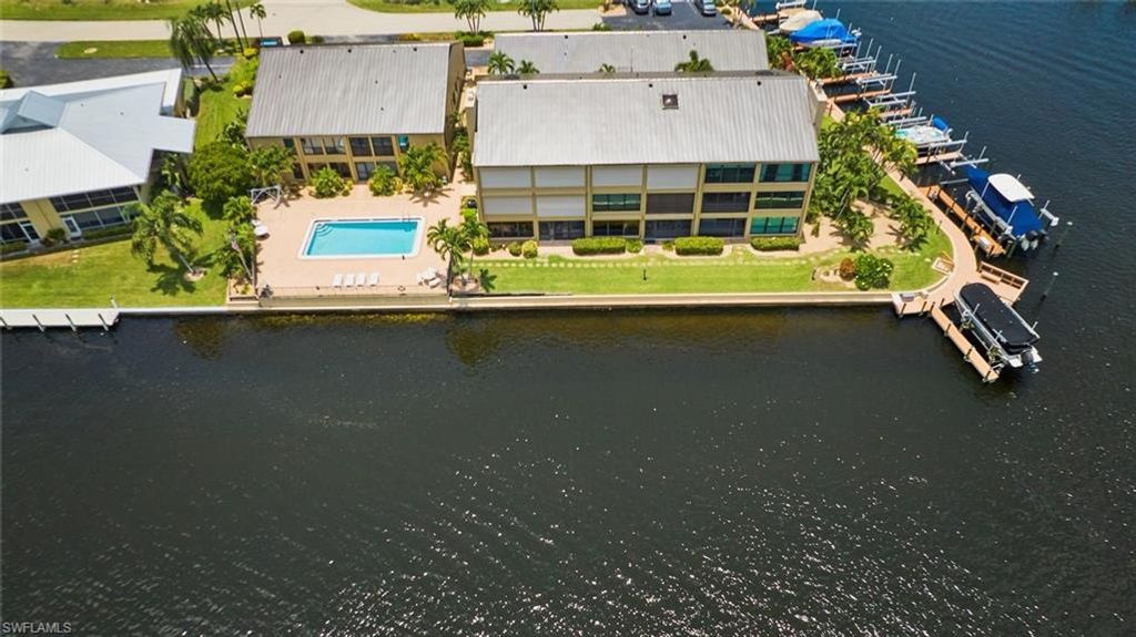 1905 SE 40th TER 102, CAPE CORAL, FL 33904 — photo 3
