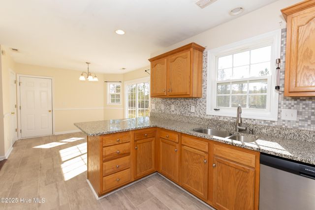 236 Petersburg Road, Richlands, NC 28574