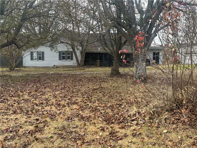 3316 N Mountain Road, Springdale, AR 72764