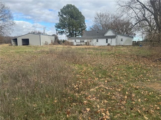 3316 N Mountain Road, Springdale, AR 72764