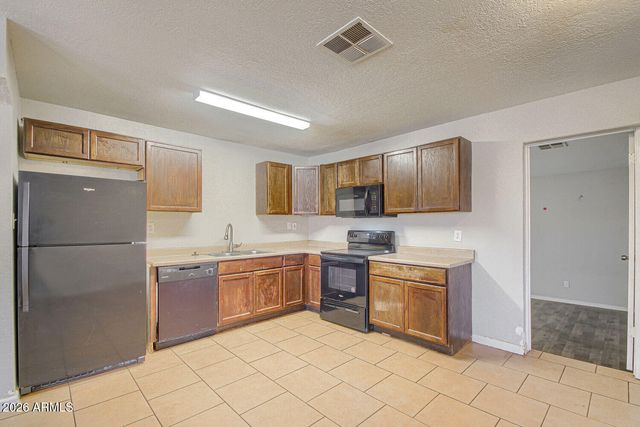 2930 N 80TH Lane, Phoenix, AZ 85033