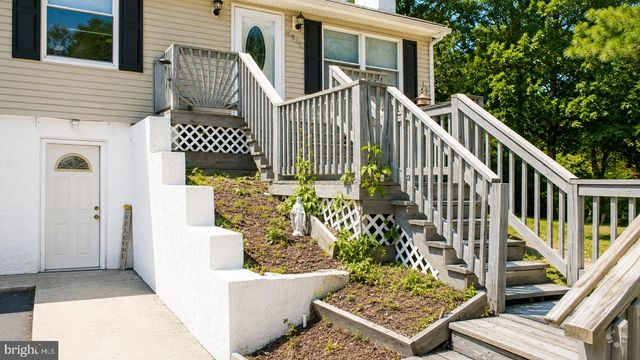 5926 BERRY DR, Mays Landing, NJ 08330