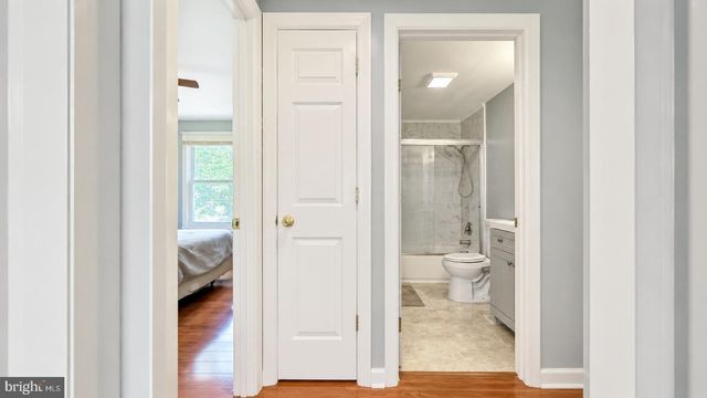 5926 BERRY DR, Mays Landing, NJ 08330