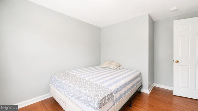 5926 BERRY DR, Mays Landing, NJ 08330