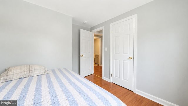 5926 BERRY DR, Mays Landing, NJ 08330