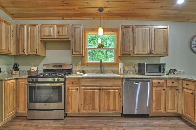 298 Spindrift Court, Ellijay, GA 30540