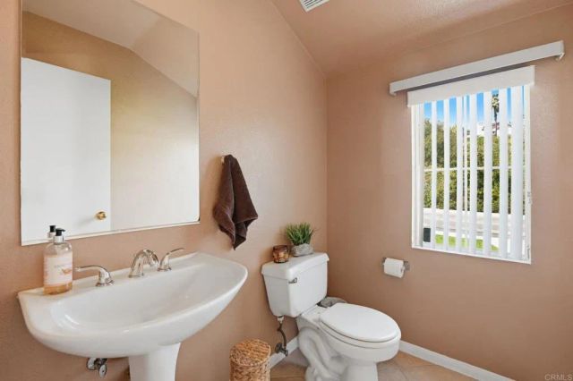 833 Bel Esprit Circle, San Marcos, CA 92069