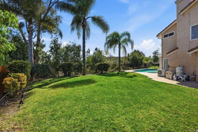 833 Bel Esprit Circle, San Marcos, CA 92069