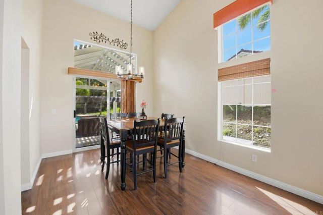 833 Bel Esprit Circle, San Marcos, CA 92069