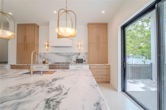 4502 S SHAMROCK ROAD, Tampa, FL 33611