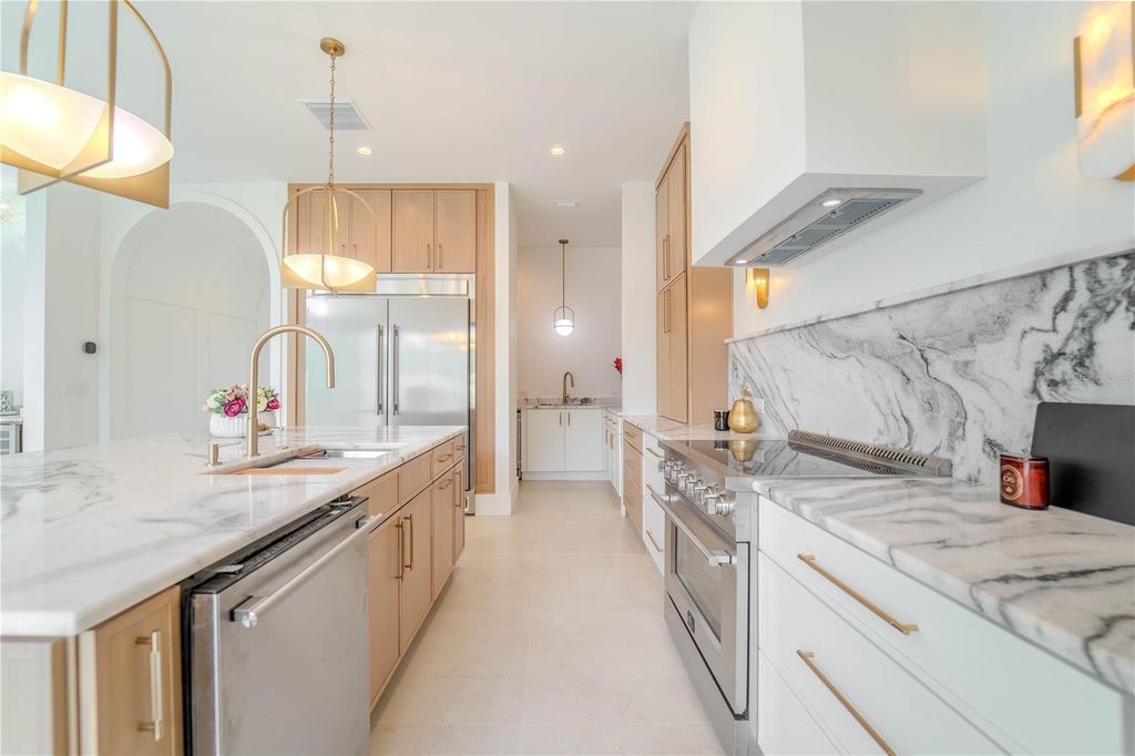 Image 18 of property listing at 4502 S SHAMROCK ROAD, Tampa, FL 33611