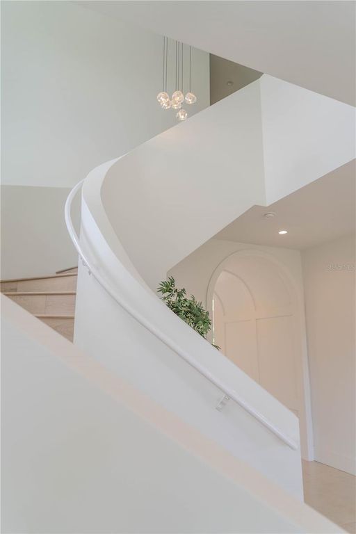 Image 10 of property listing at 4502 S SHAMROCK ROAD, Tampa, FL 33611