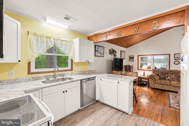 306 LIBERTY RD, Reedville, VA 22539