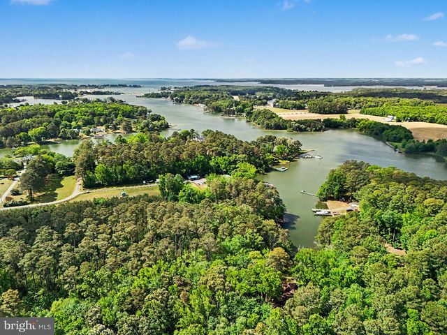 306 LIBERTY RD, Reedville, VA 22539