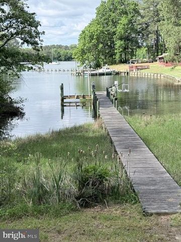306 LIBERTY RD, Reedville, VA 22539