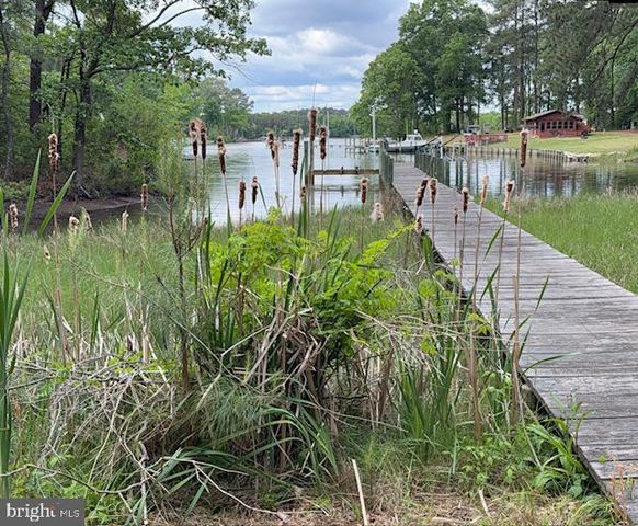 306 LIBERTY RD, Reedville, VA 22539