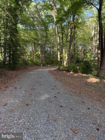 306 LIBERTY RD, Reedville, VA 22539