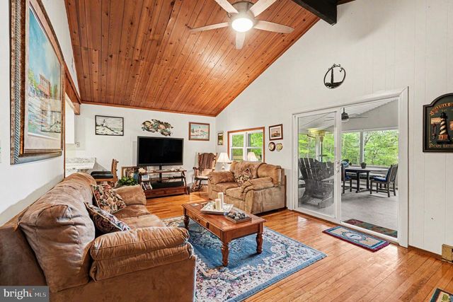 306 LIBERTY RD, Reedville, VA 22539