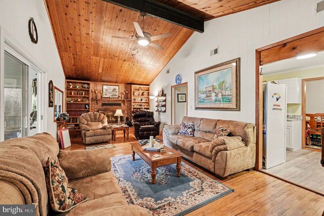 306 LIBERTY RD, Reedville, VA 22539