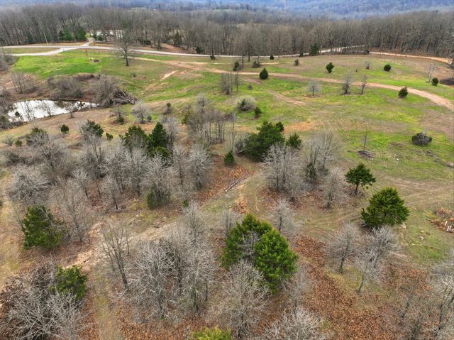 16859 Highway U, Willow Springs, MO 65793