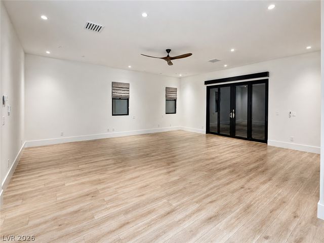 2577 Red Arrow Drive, Las Vegas, NV 89135