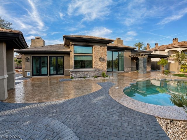 2577 Red Arrow Drive, Las Vegas, NV 89135