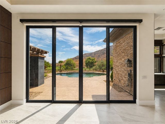 2577 Red Arrow Drive, Las Vegas, NV 89135