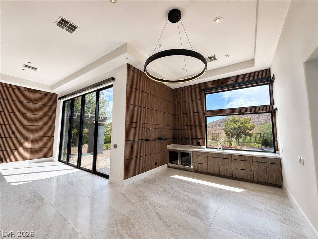 2577 Red Arrow Drive, Las Vegas, NV 89135