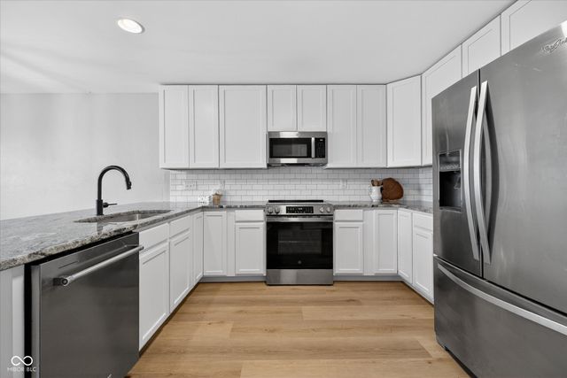 12626 Wolf Run Road, Noblesville, IN 46060