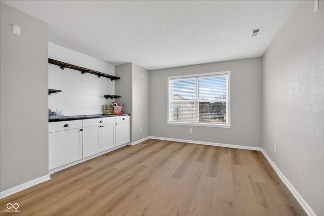 12626 Wolf Run Road, Noblesville, IN 46060