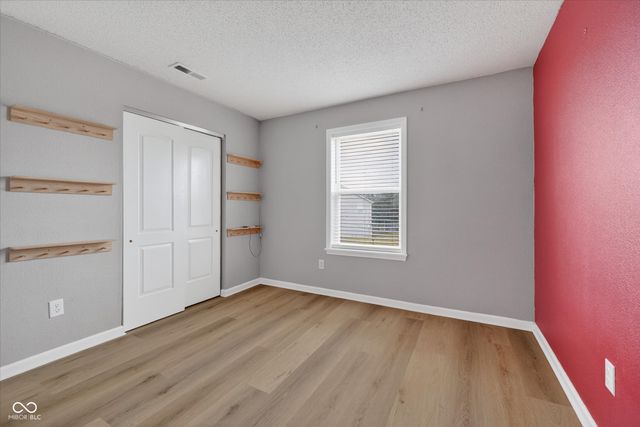 12626 Wolf Run Road, Noblesville, IN 46060