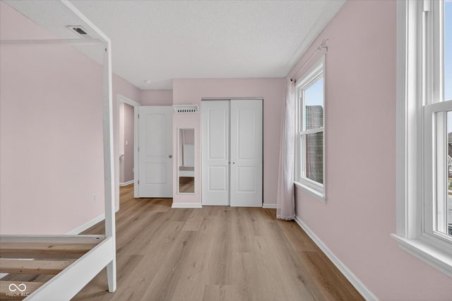 12626 Wolf Run Road, Noblesville, IN 46060