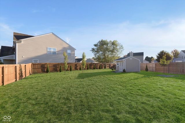 12626 Wolf Run Road, Noblesville, IN 46060