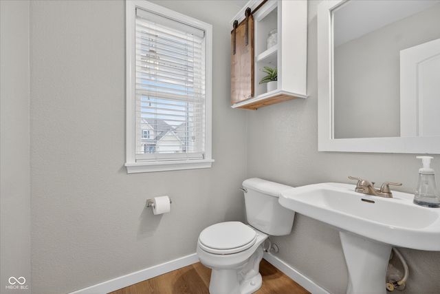 12626 Wolf Run Road, Noblesville, IN 46060