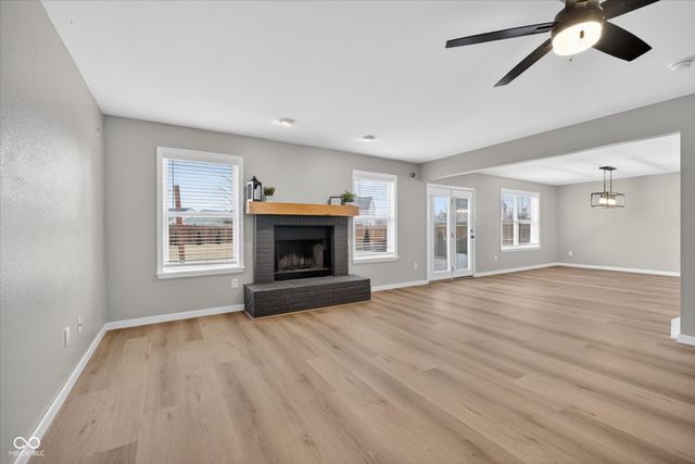 12626 Wolf Run Road, Noblesville, IN 46060