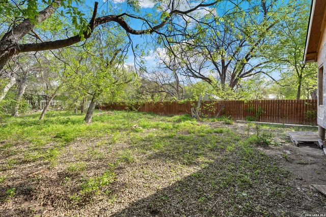 155 Rosebud, San Antonio, TX 78221
