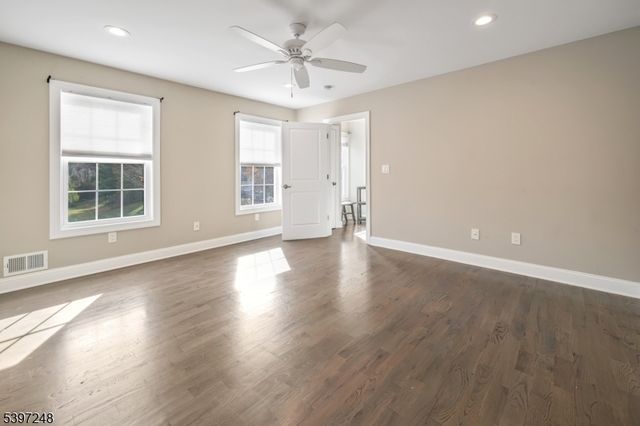 53 Winchester Ave, Mansfield Twp., NJ 07840