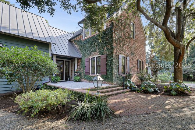 18 High Hope Way, Bluffton, SC 29910