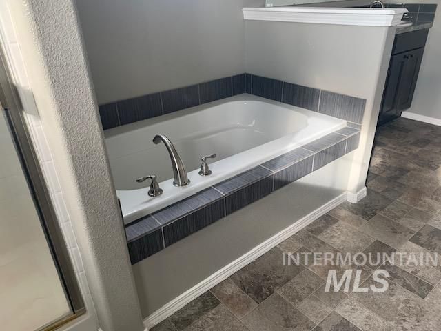 844 Bighorn Dr, Twin Falls, ID 83301